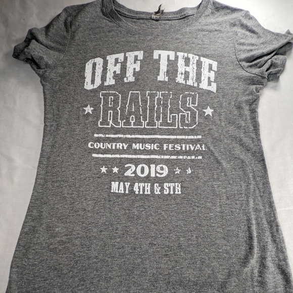 Off The Rails Country Music Fest 2019 OFF THE RAILS | Tops | Off The Rails Country Music Festival 29 With